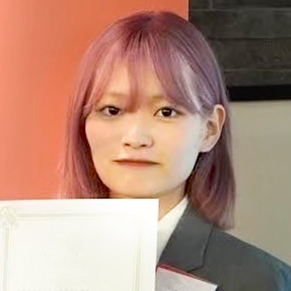 臼井まどか